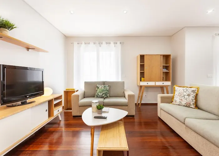 D&s - Family Ii Apartment Porto